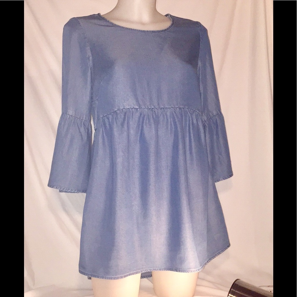 Boden Chambray Top!